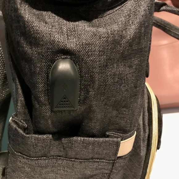 Mokaloo Diaper/backpack with charger Bags Nwot Mokaloo Diaper Backpack With Charging Port